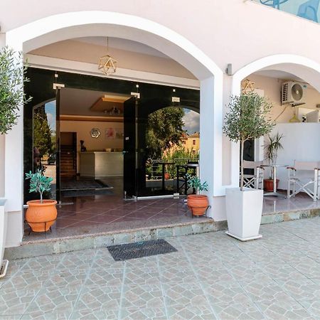 Porto Marina Aparthotel Gouviá Exterior foto